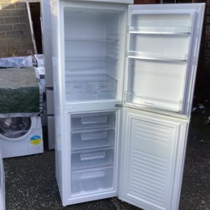 Fridge/Freezer – over 5 ft (2.A) – HSC574W – Hoover / . / . / .