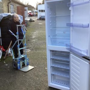 Fridge/Freezer – over 5 ft (2.A) – HPKH1261W4UK – Hotpoint / Large / . / White