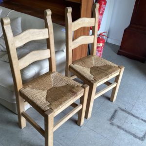 Chair Dining/ Kitchen – . / . / Wood / .