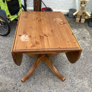 Kitchen Table Medium – . / . / Wood / Beige