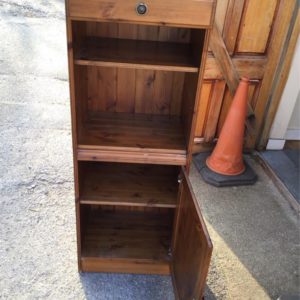 Cabinet Small – . / . / Wood / Dark Brown