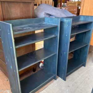 Shelves/Bookcase Small – . / . / Wood / Navy Blue