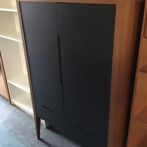 Wall Unit Large *Ground floor only* – . / . / Wood / Beige