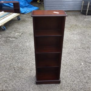 Shelves/Bookcase Small – . / . / Wood / Dark Brown