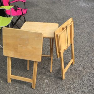 Small Foldable Table – . / . / Wood / .