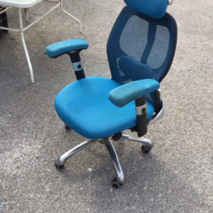 Office Chair – . / . / . / Light Blue