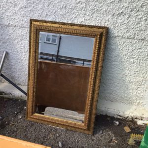 Mirror Small – . / . / . / Pine