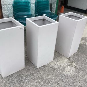 Bird Table – . / Small / Metal / Grey