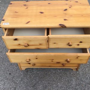 Chest Of Drawers Small (3 Drawers Or Fewer) – . / . / Wood / Pine