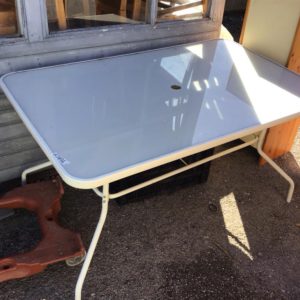 Garden Table – . / . / . / White