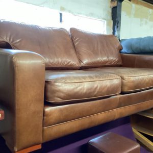 Leather Sofa 2 Seater  – . / . / Leather / .