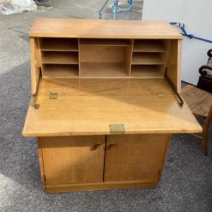 Cabinet Bureau – . / Medium / Composite / Pine