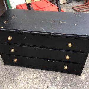 Chest Of Drawers Small (3 Drawers Or Fewer) – . / . / Wood / Black