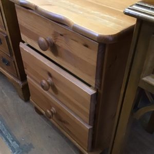 Bedside Cupboard – . / . / Wood / Pine