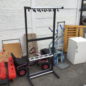 Clothes Rail – . / . / . / Black