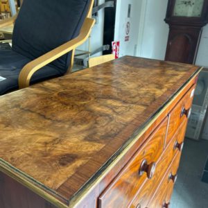 Chest Of Drawers Large (4 Drawers+) – . / X-Large / Wood / Dark Brown