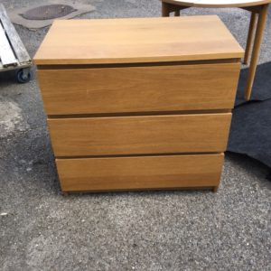 Chest Of Drawers Small (3 Drawers Or Fewer) – . / Medium / . / Beige