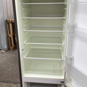 Fridge/Freezer – over 5 ft (2.A) – RL43THCMG – Samsung / . / . / .