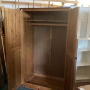 Wardrobe Double – . / . / Wood / .