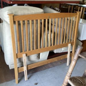 Headboard – M&S / . / Wood / .