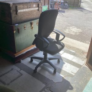 Office Chair – . / . / . / Black