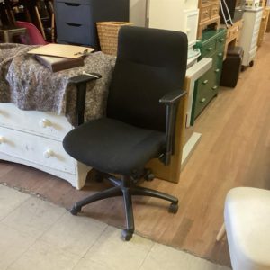 Office Chair – . / . / . / Black