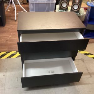 Chest Of Drawers Small (3 Drawers Or Fewer) – . / Small / Wood / Black