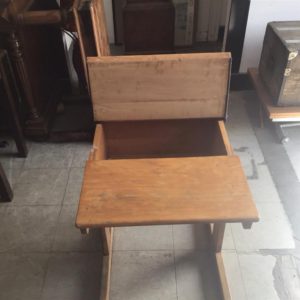 Vintage  Desk Small – . / Small / Wood / Pine