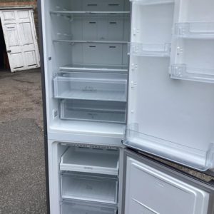 Fridge/Freezer – over 5 ft (2.A) – H3T8110X1 – Hotpoint / . / . / .