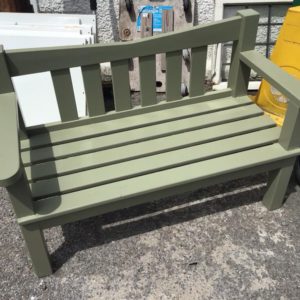 Small Garden Bench – . / . / . / Green