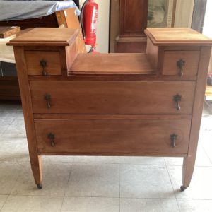 Dressing Table – . / . / Wood / .