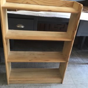 Shelves/Bookcase Small – . / . / Wood / .