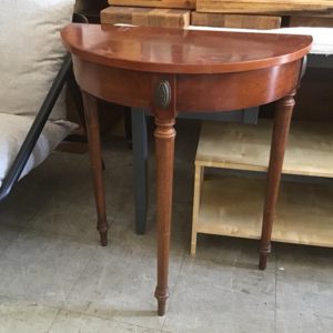 Table Coffee/ Occasional – . / . / . / Dark Brown