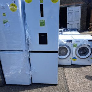 Fridge/Freezer – over 5 ft (2.A) – RB395N4WW1 – Hisense / . / . / .