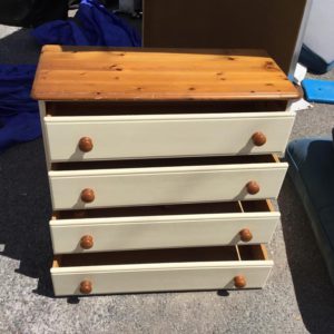 Chest Of Drawers Large (4 Drawers+) – . / Medium / Wood / White