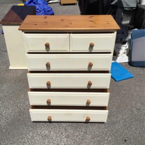 Chest Of Drawers Large (4 Drawers+) – . / Medium / Wood / White