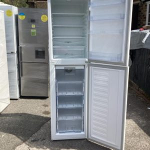 Fridge/Freezer – over 5 ft (3.A1) – CFG1501W – Beko / . / . / .