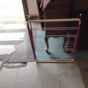 Clothes Horse – . / Small / Metal / Red