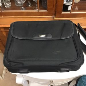 Laptop carry case