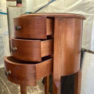 Side Table/Plant Stand