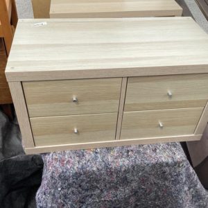 Single Cube – . / . / Wood / Pine