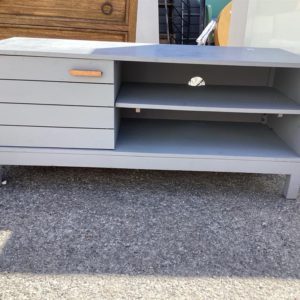 Tv Unit / Hi-Fi Unit