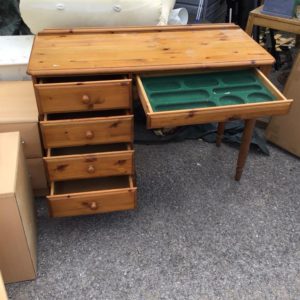 Desk Small – . / Medium / Wood / Pine