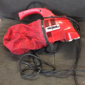 Small Hoover (dirt devil)
