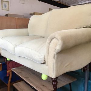 Sofa 2 Seater – . / . / Fabric / .