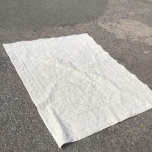 RUG Small white – . / . / . / White