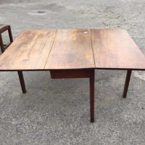 1 x Dining Table Large mahogany late Georgian circa 1800 – . / Large / Wood / Dark Brown