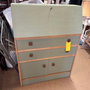 Mid Century Cabinet Bureau – . / . / Wood / Green