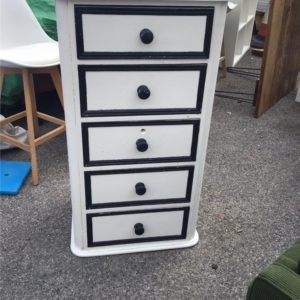 Chest Of Drawers Large (4 Drawers+) – . / Medium / Wood / White