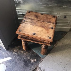 Table Coffee/ Occasional – . / . / Wood / Dark Brown